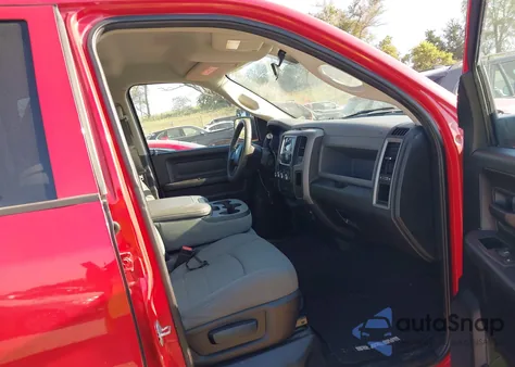 2013 Ram 1500 Express z USA, uszkodzony, nr VIN 1C6RR7FT7DS543421